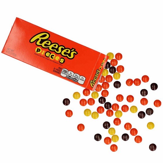 Reese's Reeses Pieces Peanut Butter Candies in Crunchy Shell Theatre Box 113g