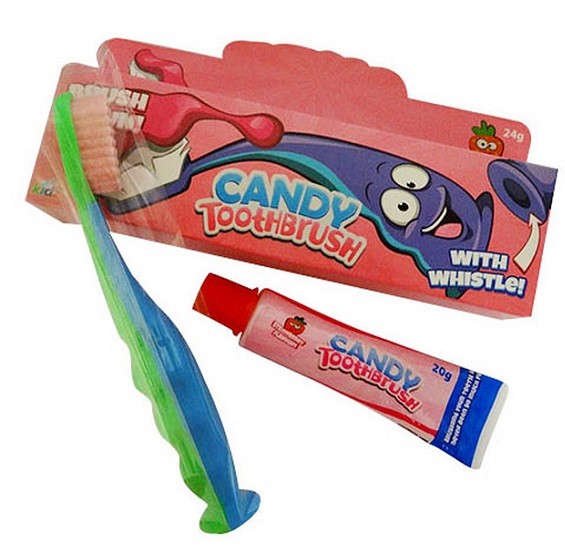 Candy Toothbrush with Whistle Strawberry Flavour 24g BBD: 05/05/23 ...